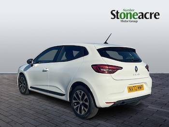 Used Renault Clio 2023 for sale - 76425421: Photo