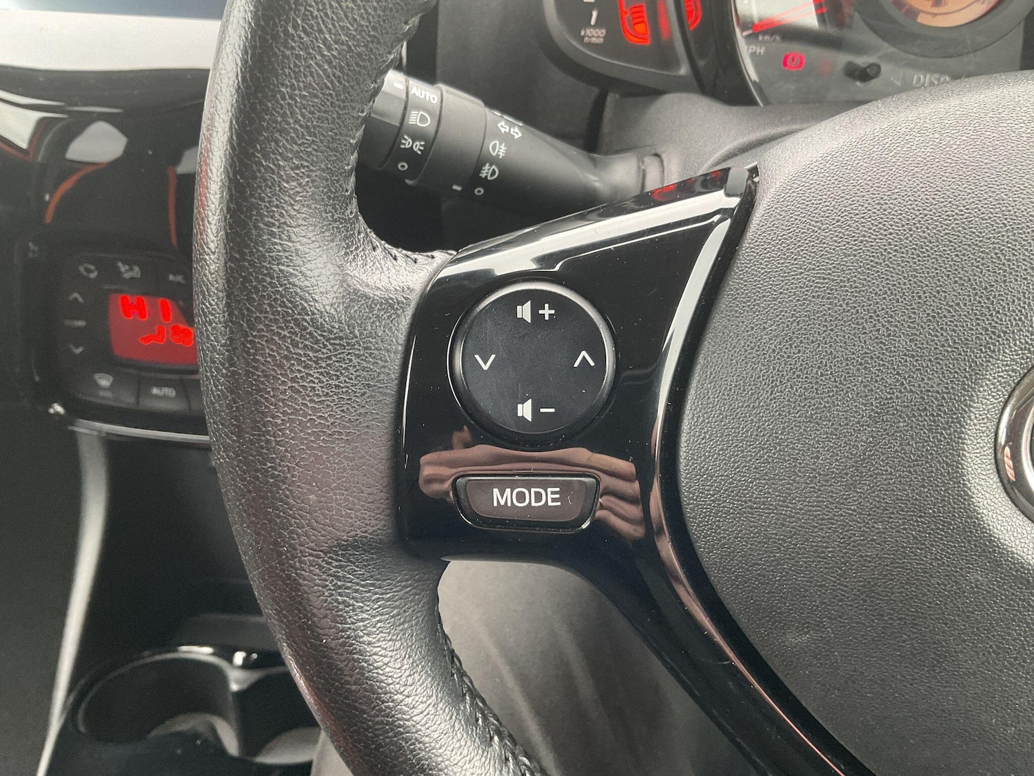 Used Toyota AYGO for sale - 77958512: Photo 53