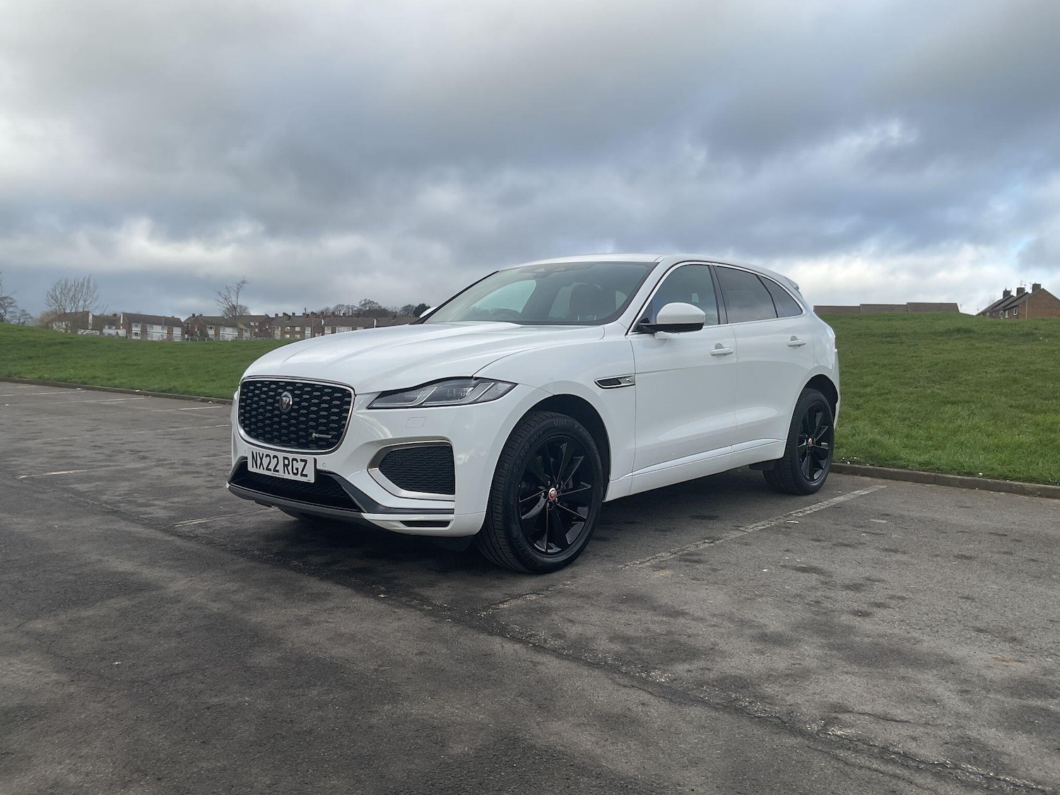 Used Jaguar F-Pace 2022 for sale - 77957419: Photo 4