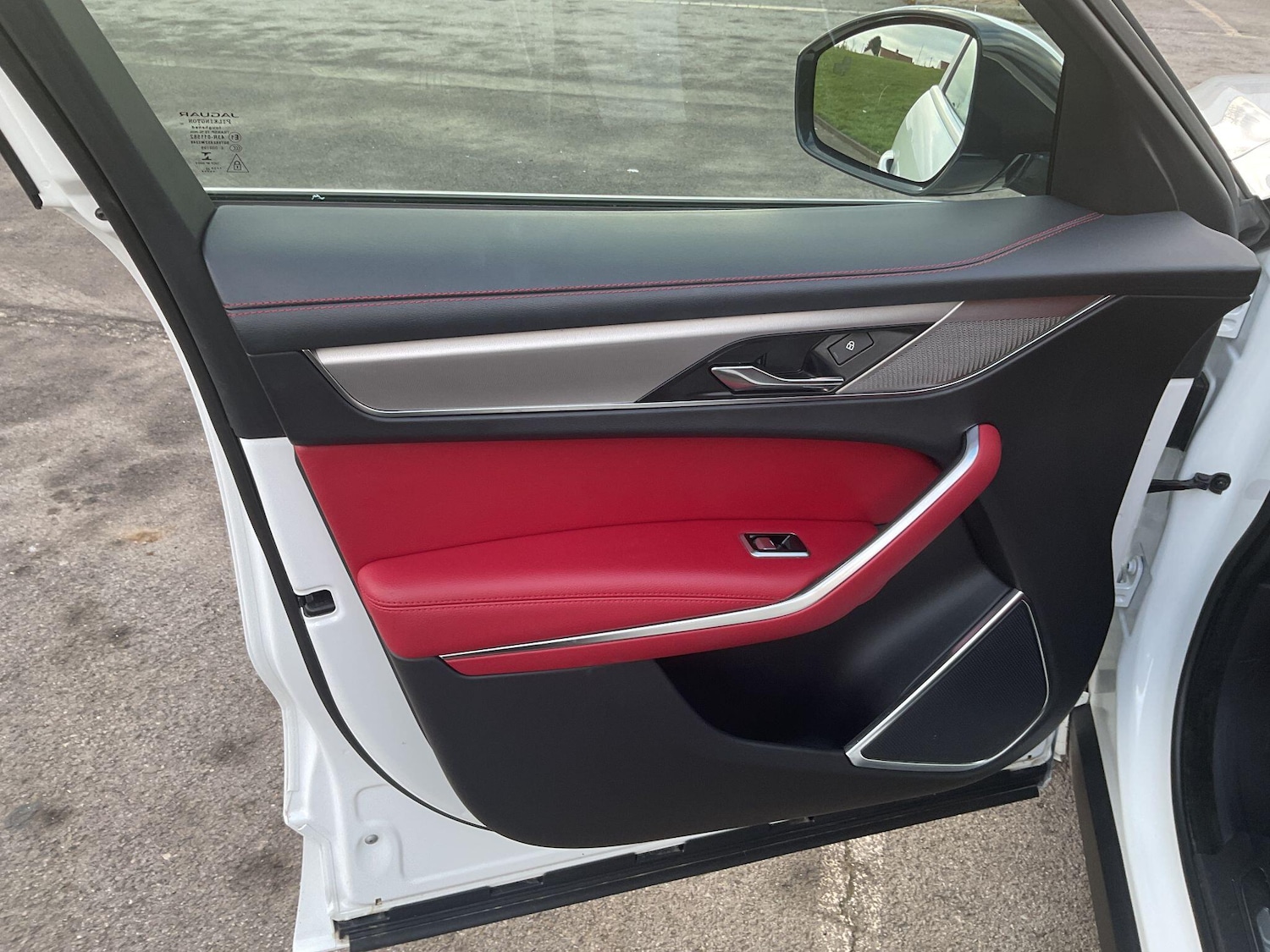 Used Jaguar F-Pace 2022 for sale - 77957419: Photo 40