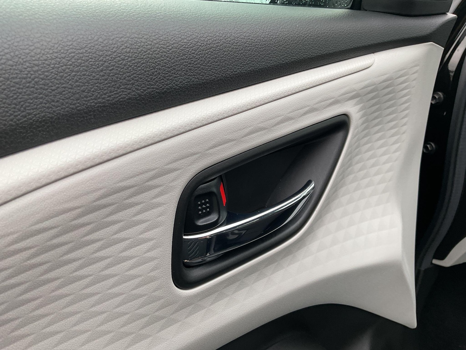 Used Suzuki Swift 2025 for sale - 77550318: Photo 30