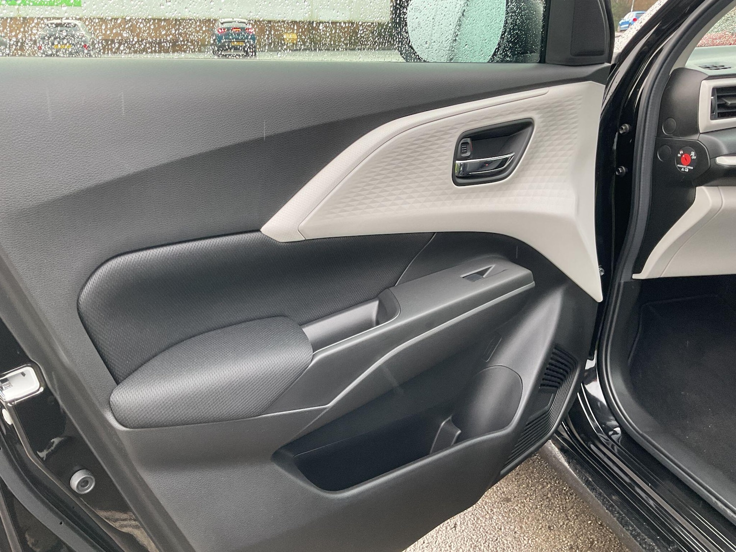 Used Suzuki Swift 2025 for sale - 77550318: Photo 46