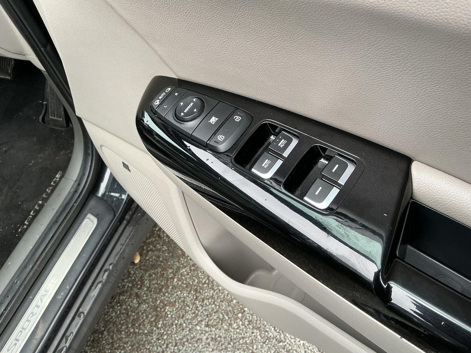 Used Kia Sportage 2017 for sale - 76865980: Photo 29