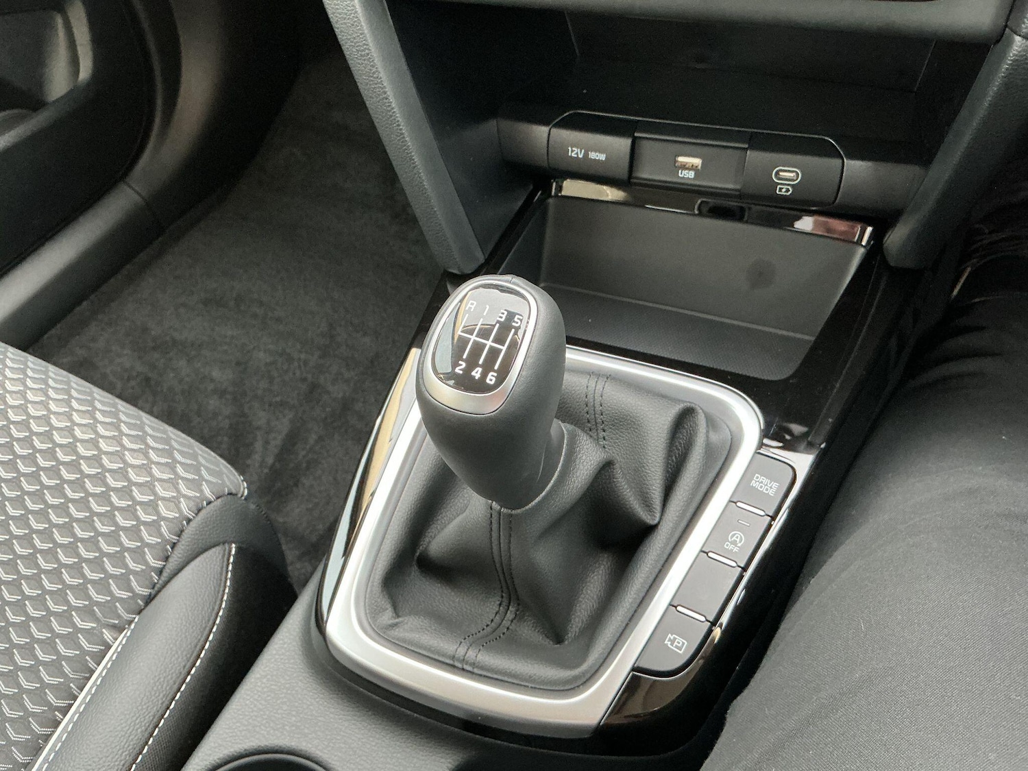 Used Kia XCeed 2025 for sale - 76997553: Photo 14