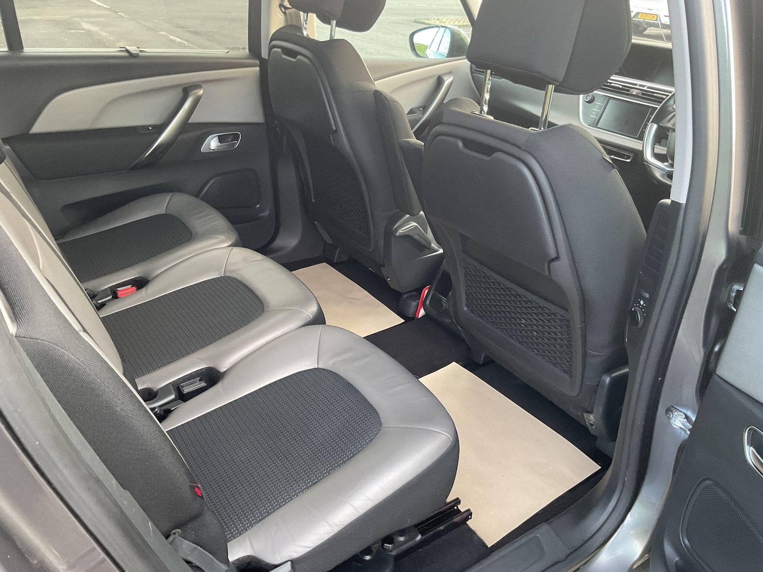 Used Citroen Grand C4 Picasso 2019 for sale - 77633144: Photo 24