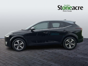 Used Nissan Qashqai 2023 for sale - 76512606: Photo