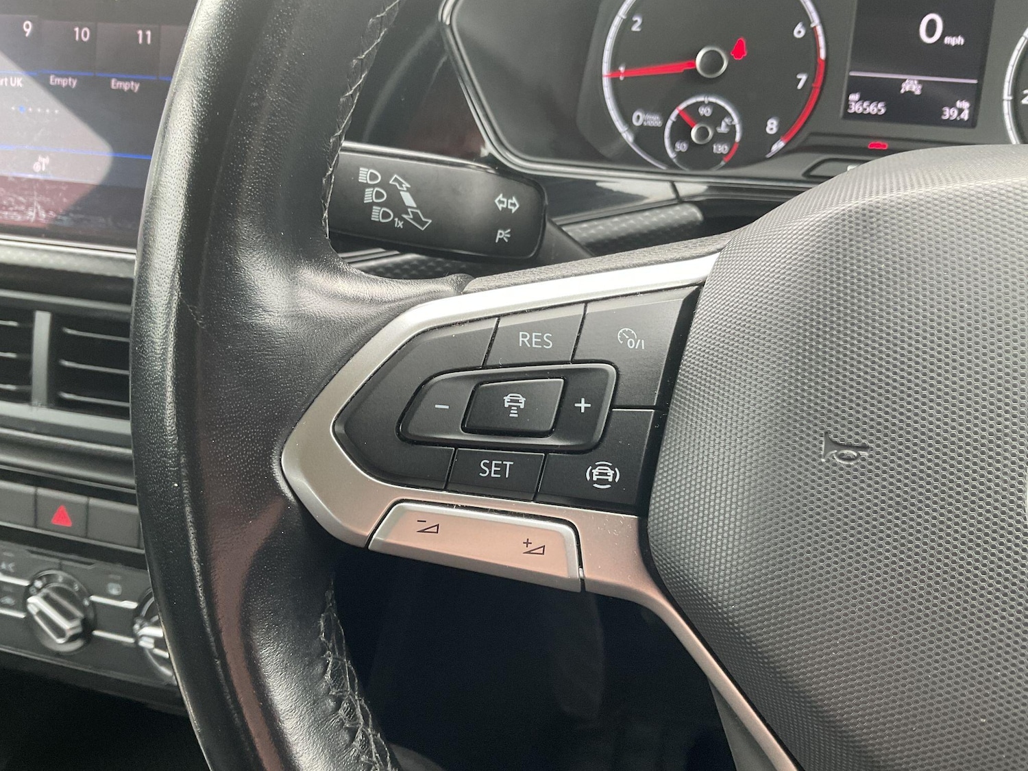Used Volkswagen T-Cross 2022 for sale - 76152558: Photo 52