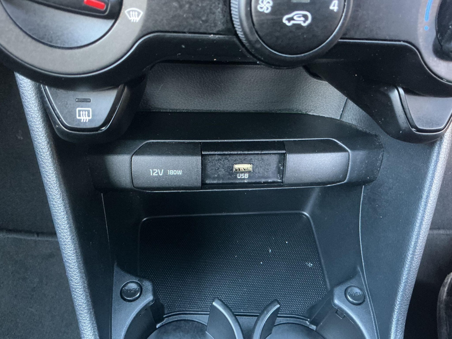 Used Kia Picanto 2020 for sale - 76572993: Photo 21