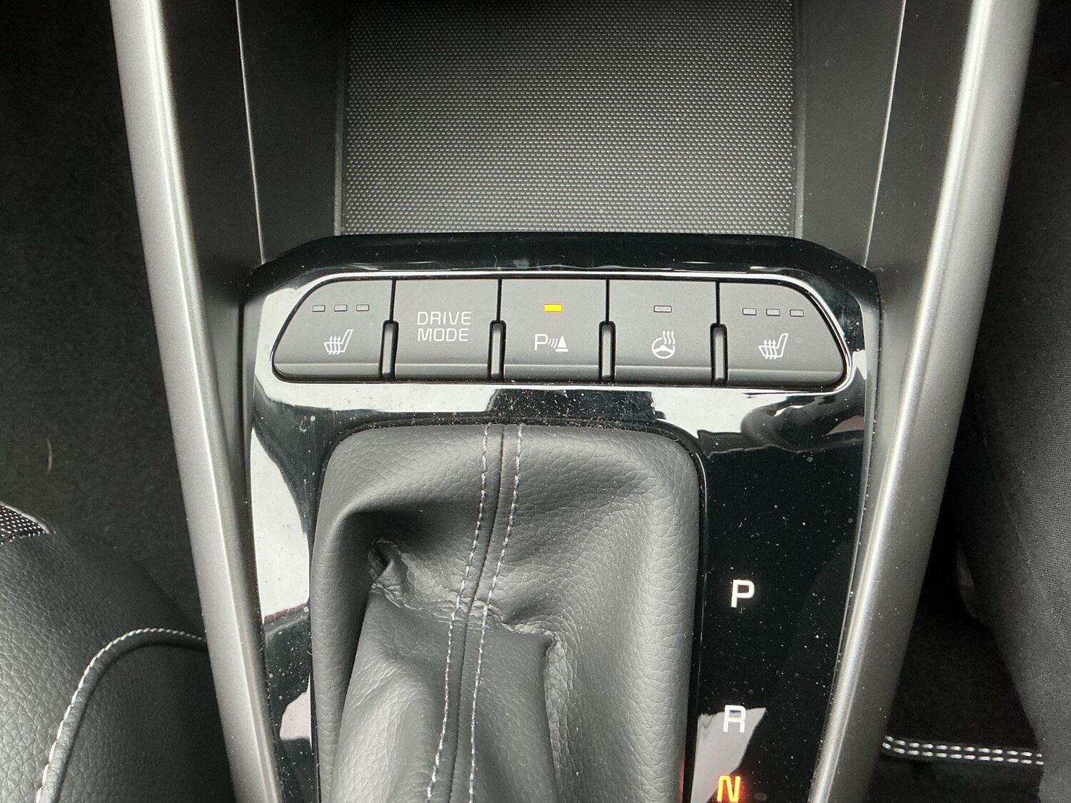 Used Kia Stonic for sale - 77683710: Photo 18