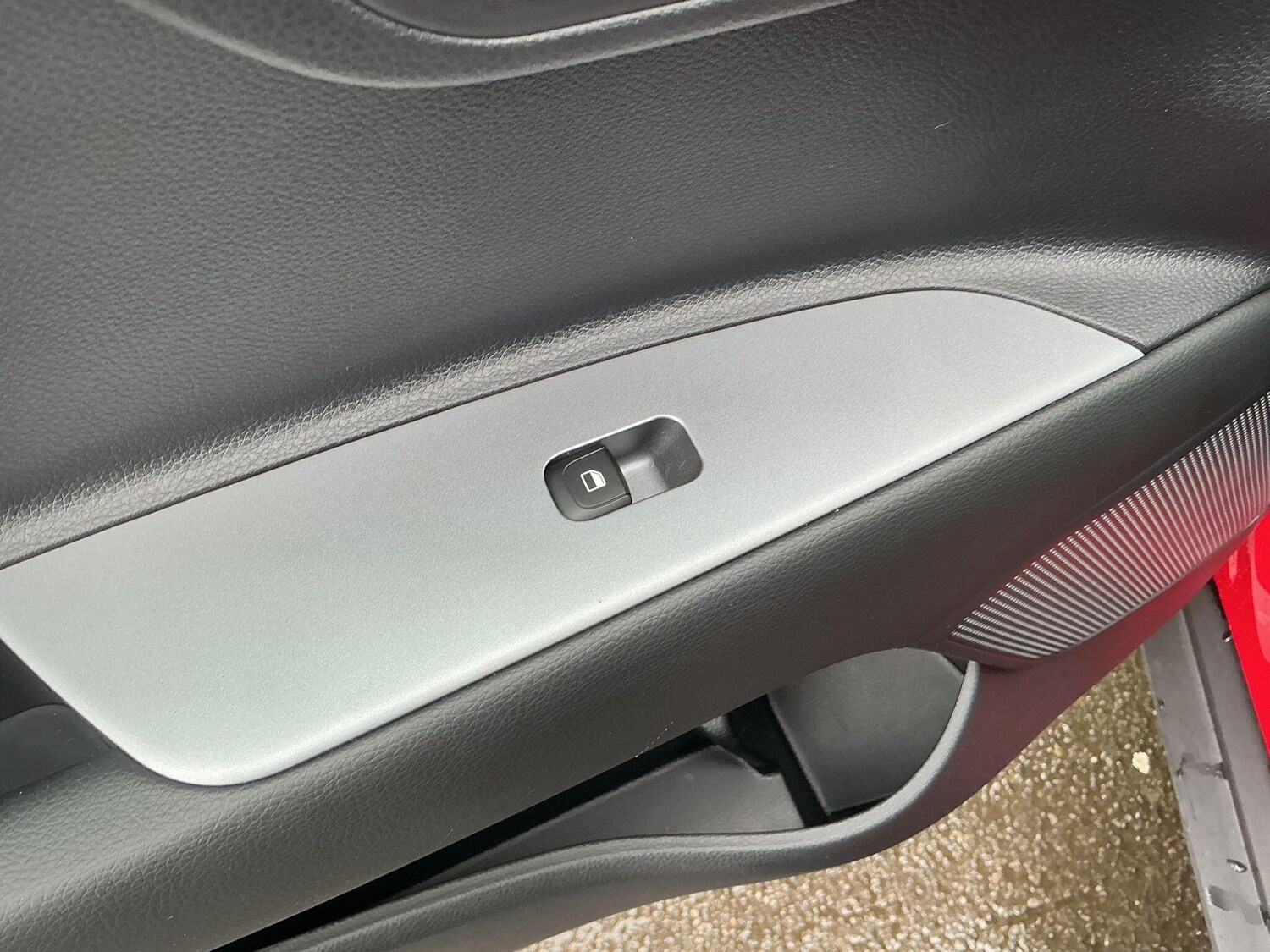 Used Kia Stonic for sale - 77683710: Photo 25