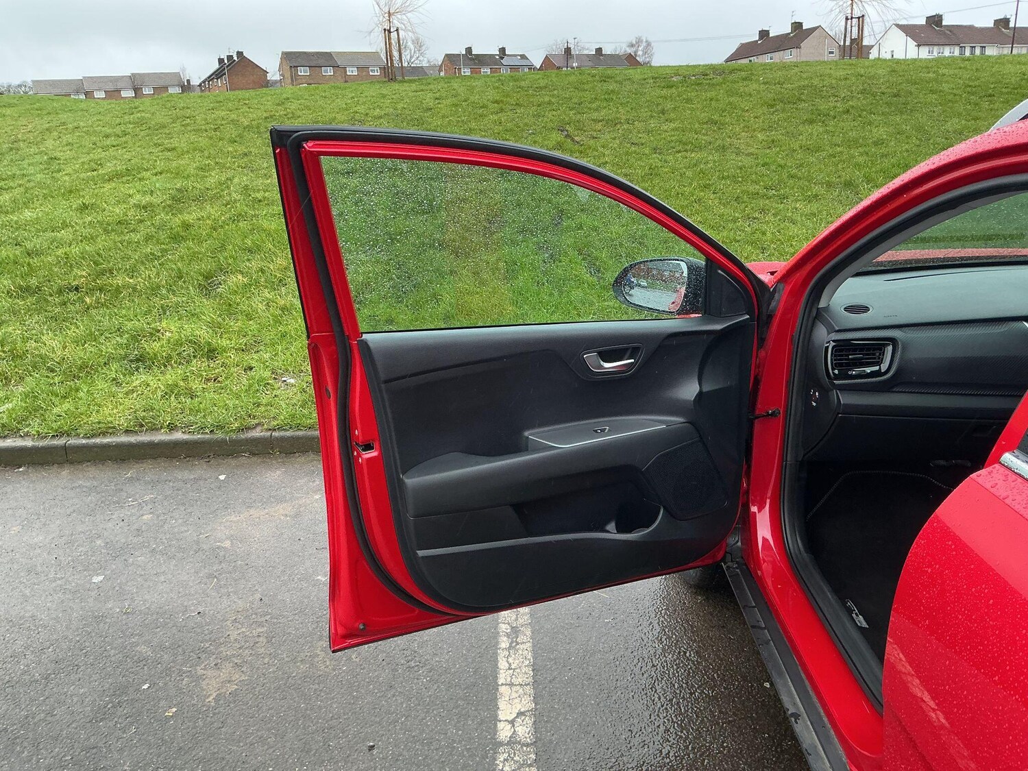 Used Kia Stonic for sale - 77683710: Photo 26