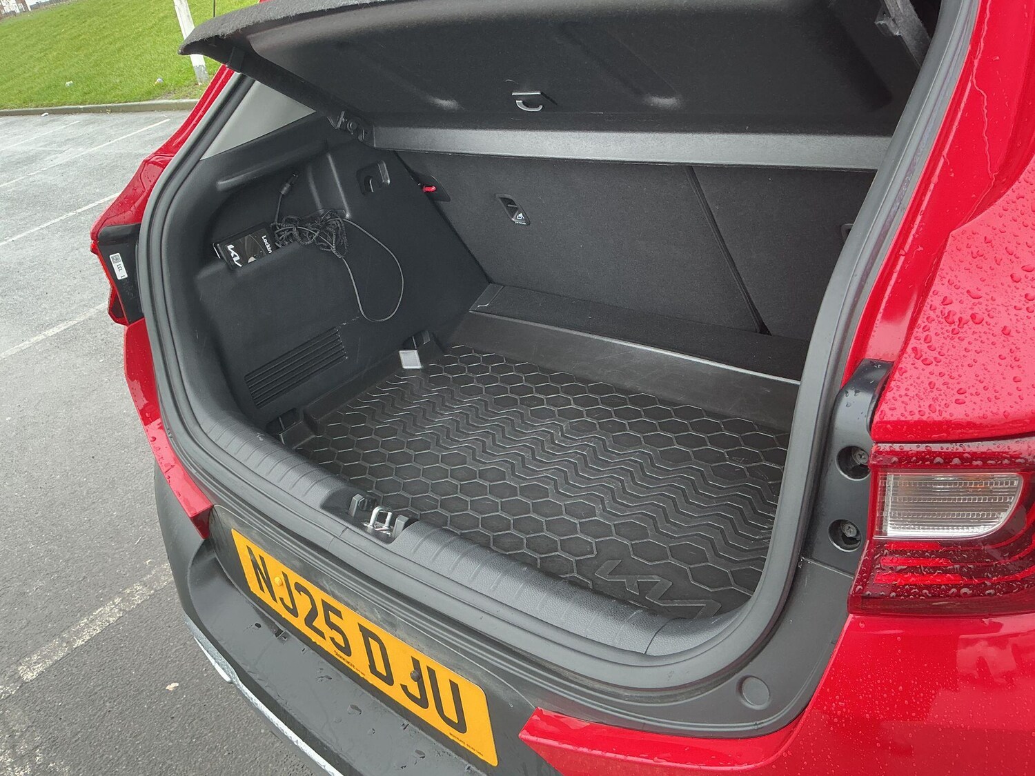 Used Kia Stonic for sale - 77683710: Photo 39