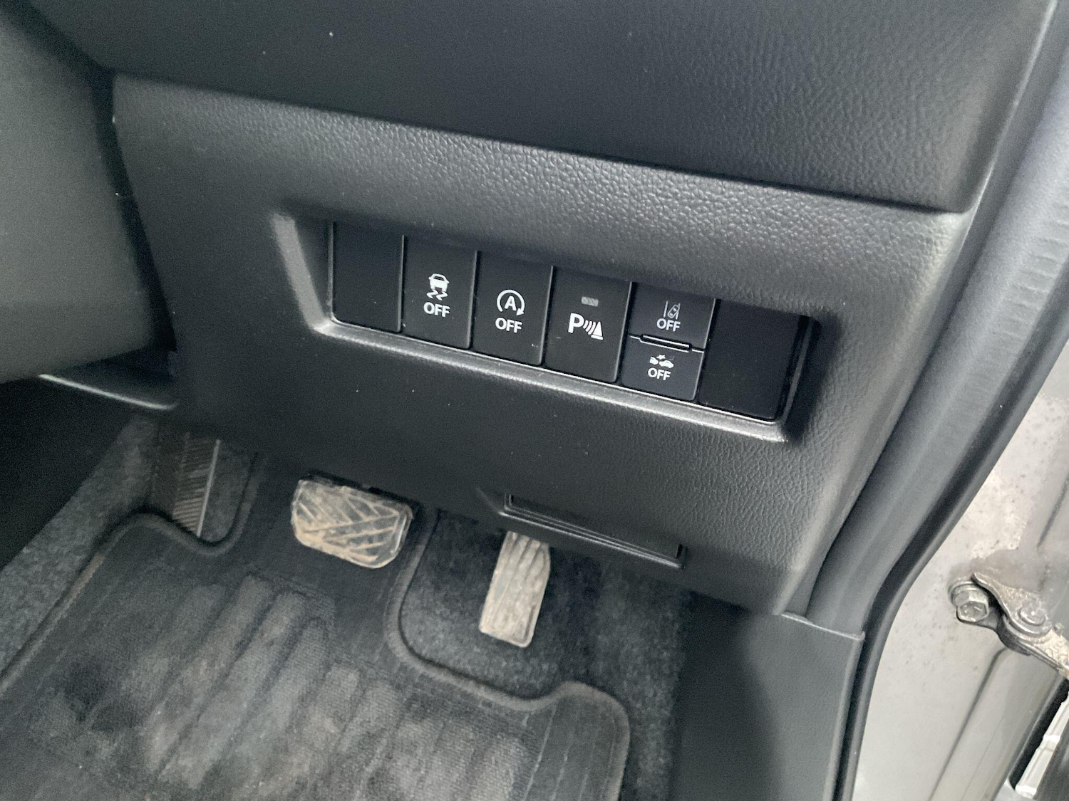 Used Suzuki Swift 2021 for sale - 77376663: Photo 24