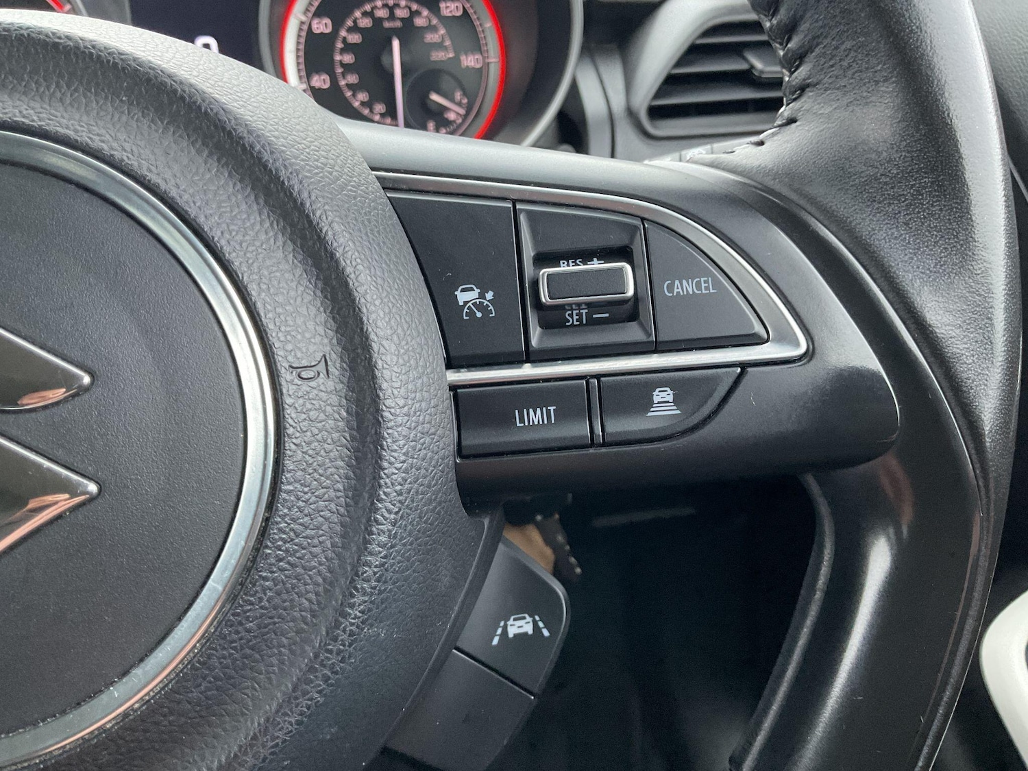 Used Suzuki Swift 2021 for sale - 77376663: Photo 28