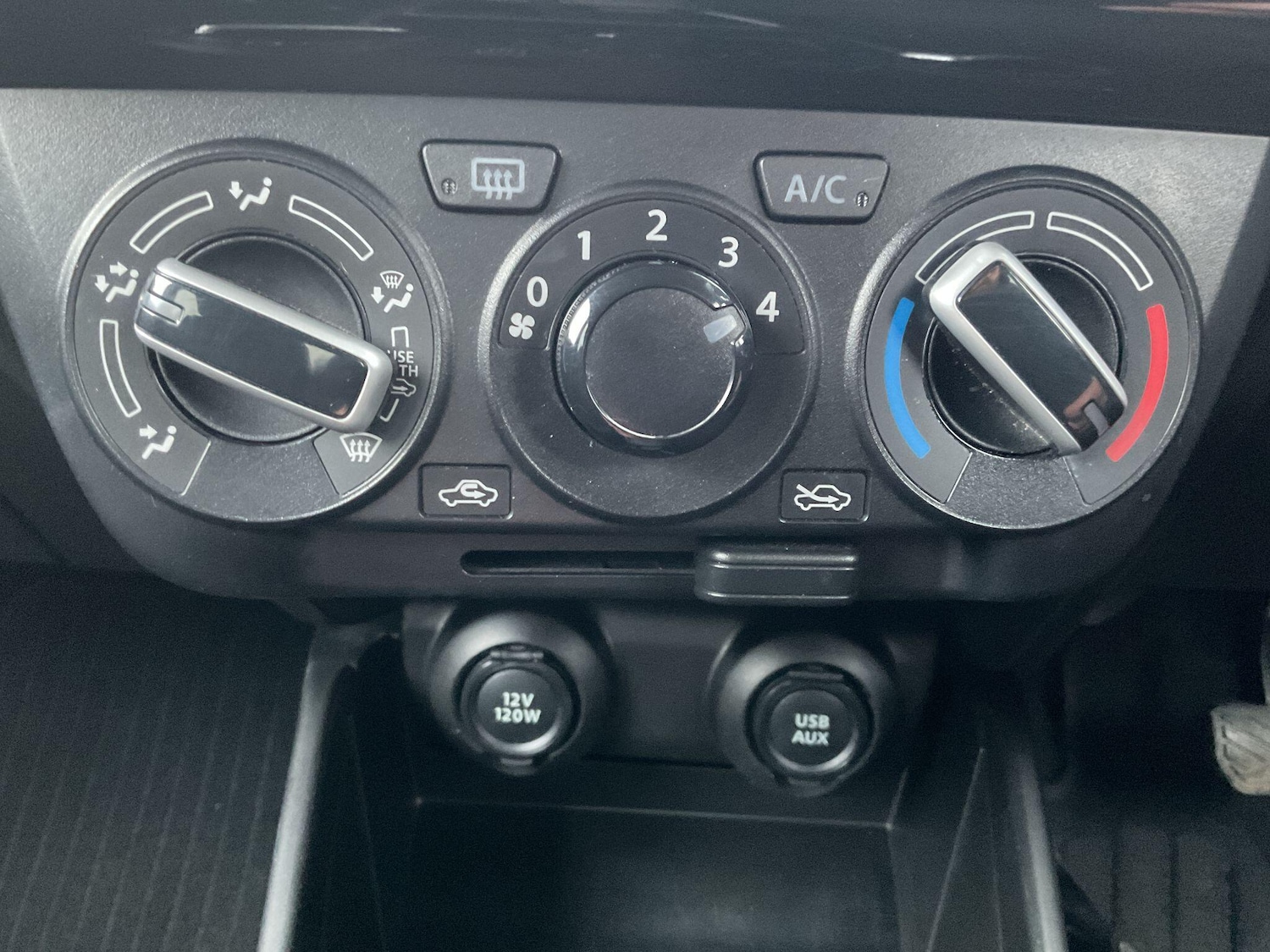 Used Suzuki Swift 2021 for sale - 77376663: Photo 29