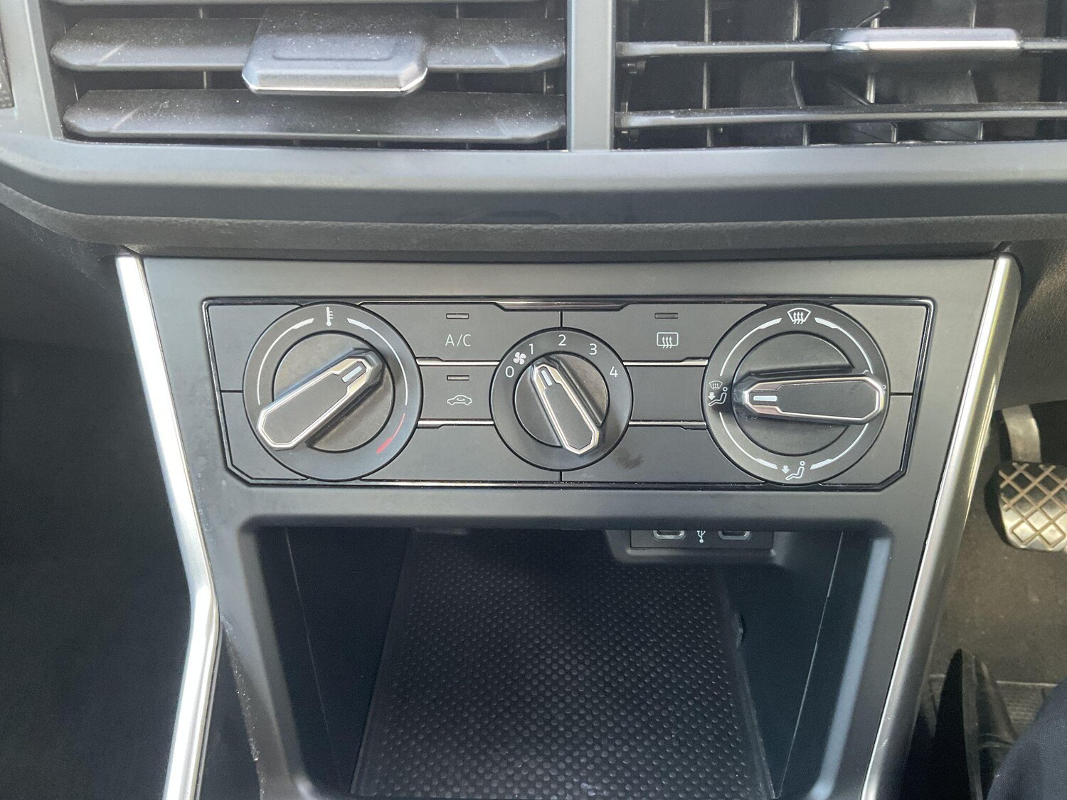 Used Volkswagen Polo 2023 for sale - 76002109: Photo 33