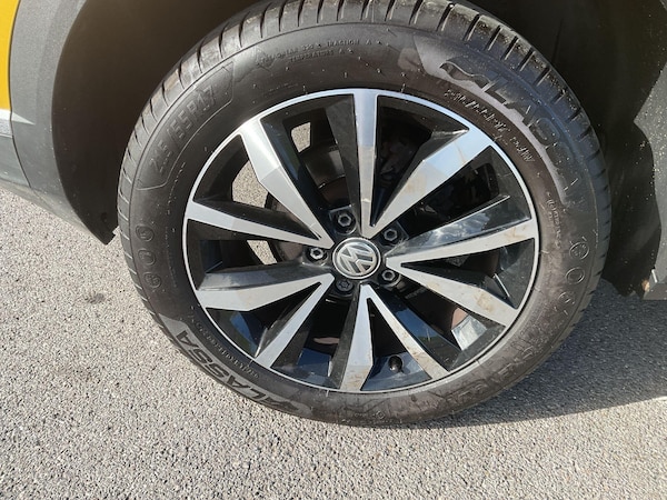 Used Volkswagen T-Roc 2018 for sale - 76151681: Photo 10