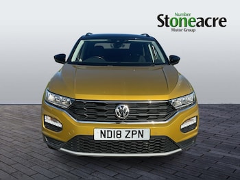 Used Volkswagen T-Roc 2018 for sale - 76151681: Photo 2