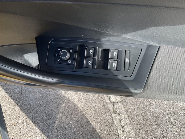 Used Volkswagen T-Roc 2018 for sale - 76151681: Photo 49