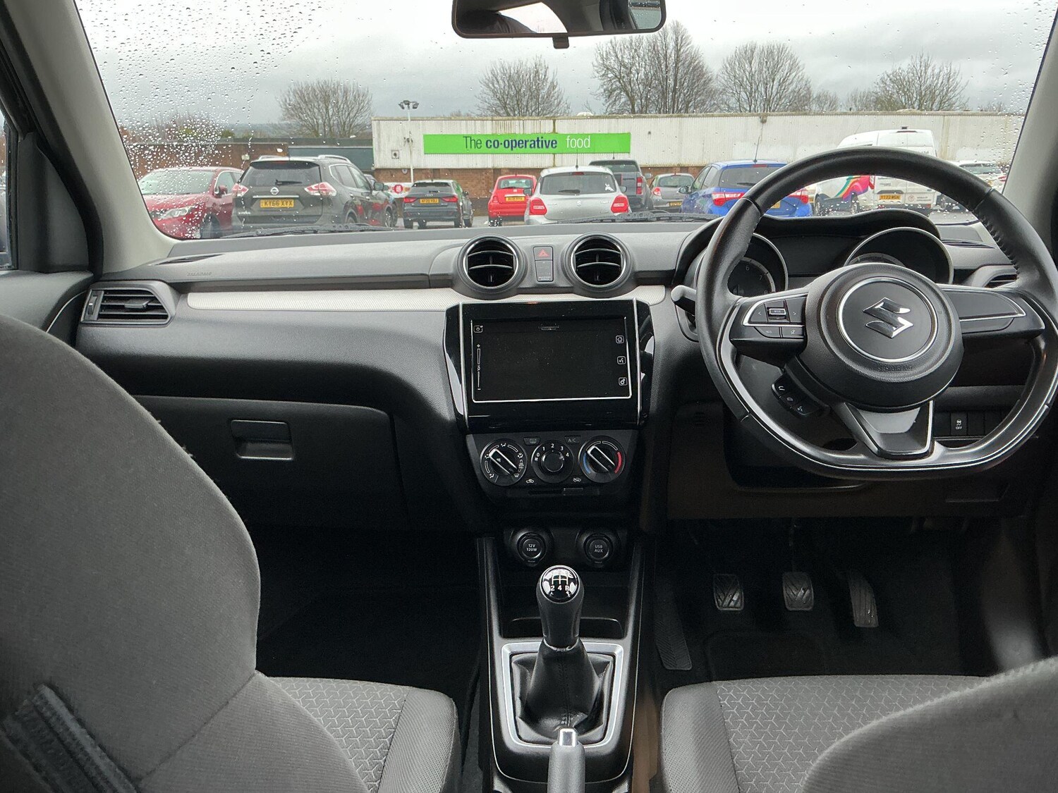 Used Suzuki Swift 2018 for sale - 77586129: Photo 14