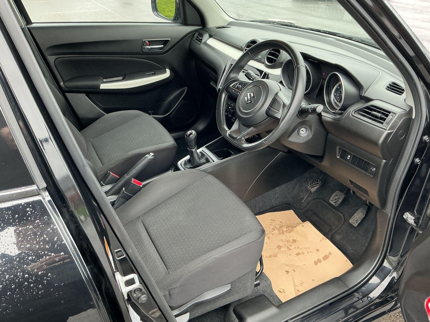 Used Suzuki Swift 2018 for sale - 77586129: Photo 15