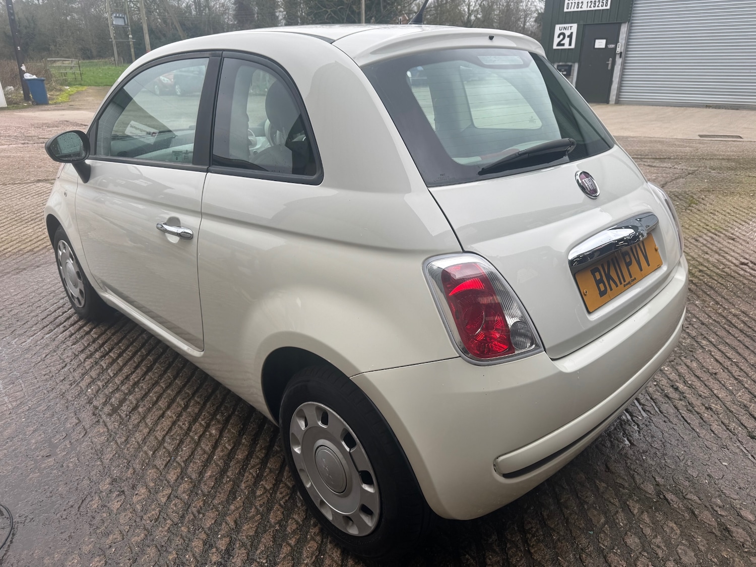 Used Fiat 500 2011 for sale - 77789211: Photo 4