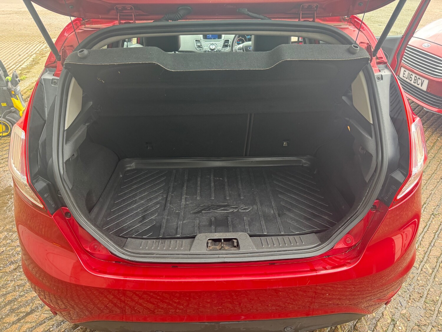 Used Ford Fiesta 2015 for sale - 77790079: Photo 8