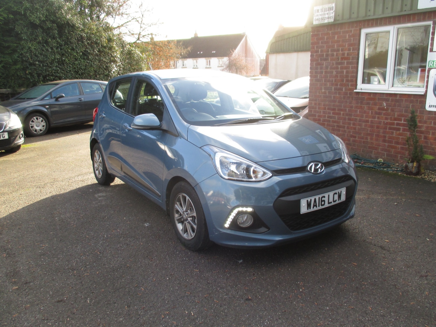 Used Hyundai i10 2016 for sale - 76892613: Photo 1