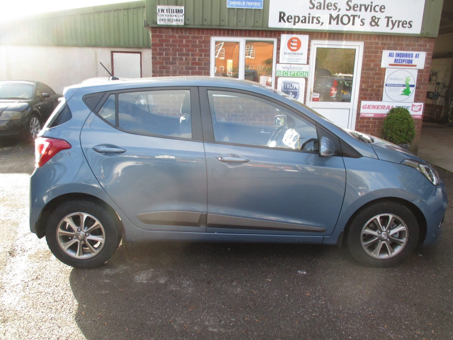 Used Hyundai i10 2016 for sale - 76892613: Photo 3