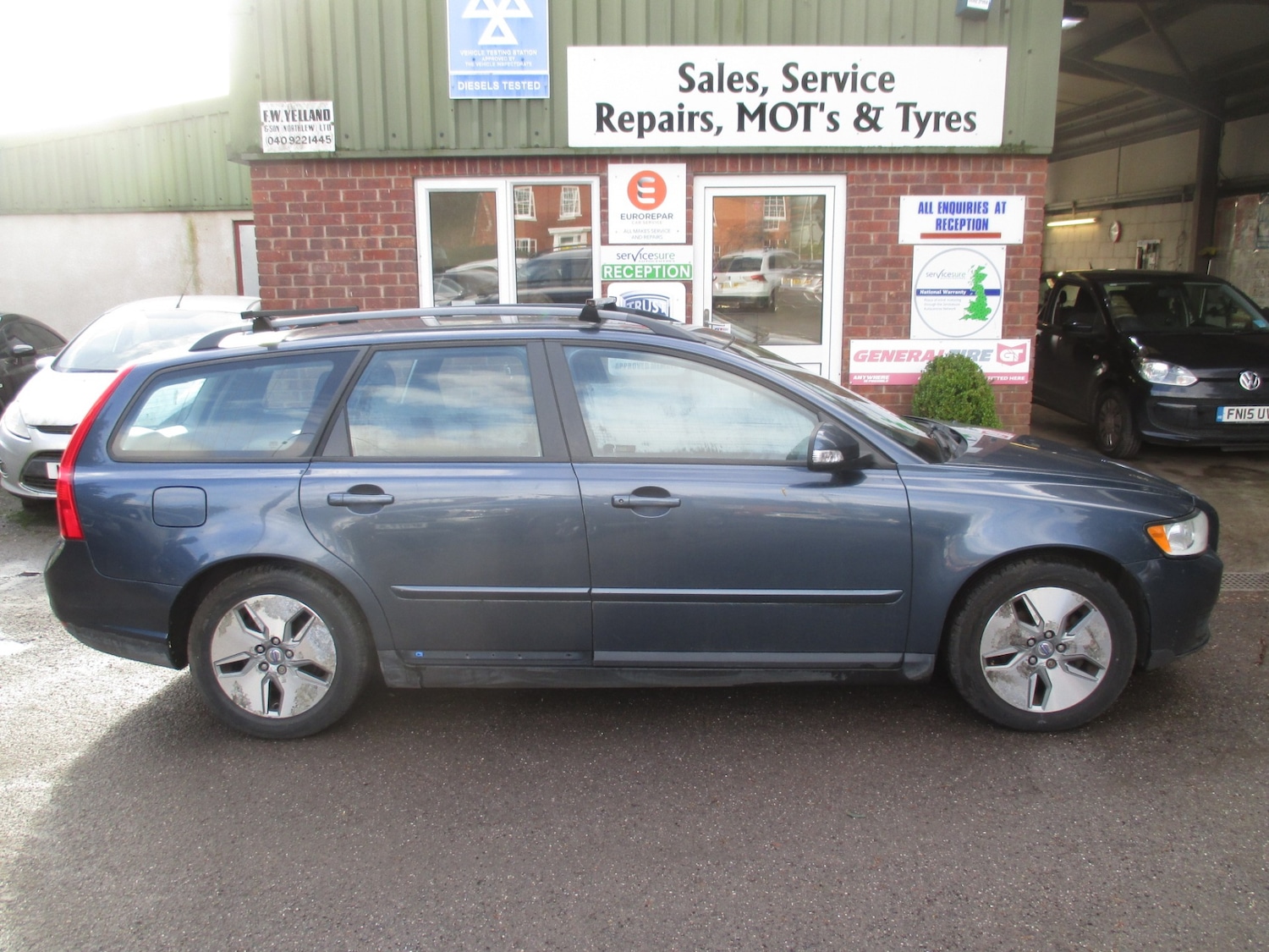 Used Volvo V50 2009 for sale - 74729641: Photo 3