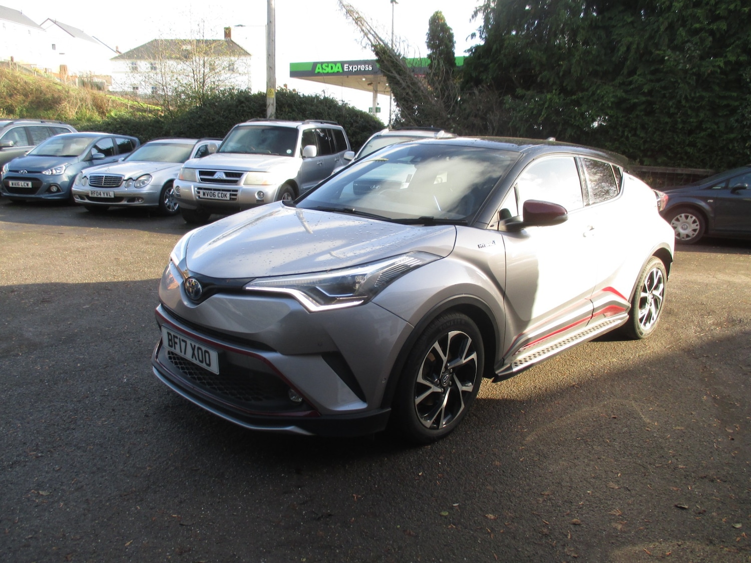 Used Toyota C-HR 2017 for sale - 76892621: Photo 2