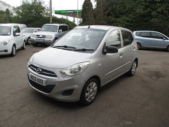 Used Hyundai i10 2012 for sale - 76034964: Photo