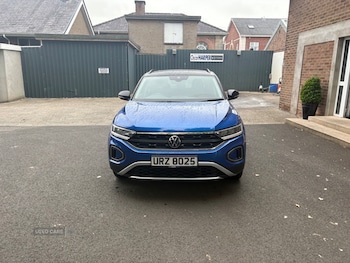 Used Volkswagen T-Roc 2023 for sale - 79237864: Photo