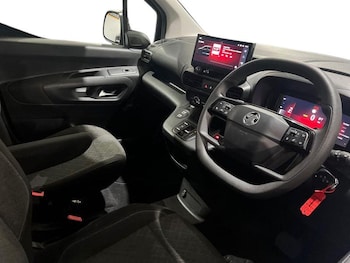 Used Vauxhall Combo Life 2024 for sale - 76382195: Photo