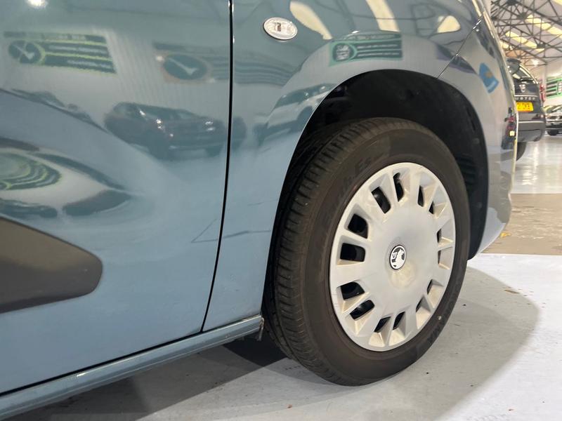 Used Vauxhall Combo Life 2024 for sale - 76382195: Photo 4