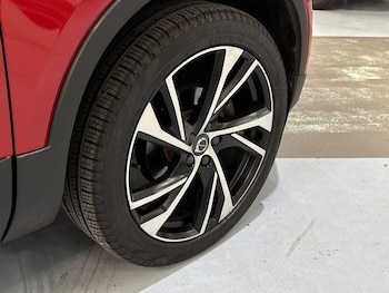 Used Volvo XC40 2018 for sale - 77718635: Photo