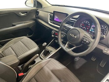 Used Kia Stonic 2023 for sale - 75730809: Photo