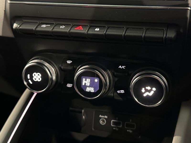 Used Renault Clio 2023 for sale - 76415943: Photo 24