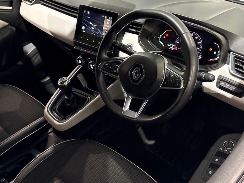 Used Renault Clio 2023 for sale - 76415943: Photo 3