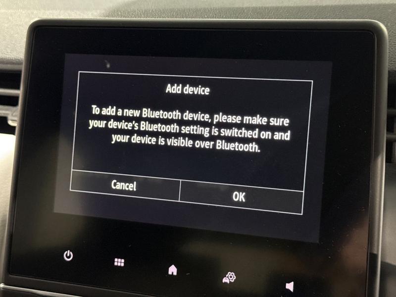 Used Renault Clio 2023 for sale - 76415943: Photo 31