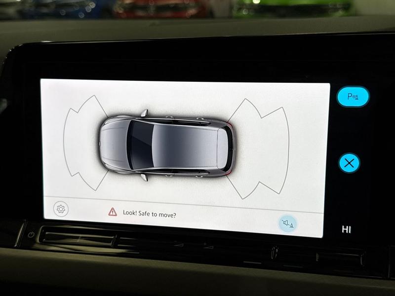 Used Volkswagen Golf 2022 for sale - 77095695: Photo 32