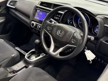 Used Honda Jazz 2018 for sale - 74145673: Photo