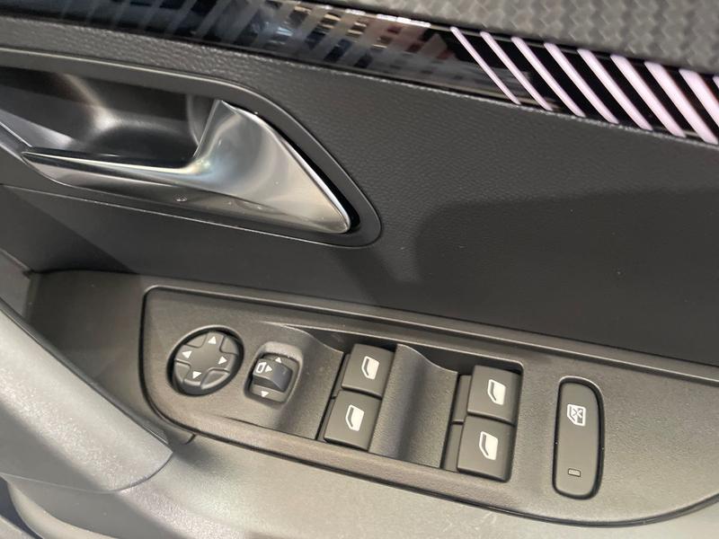 Used Peugeot 2008 2026 for sale - 77733141: Photo 29