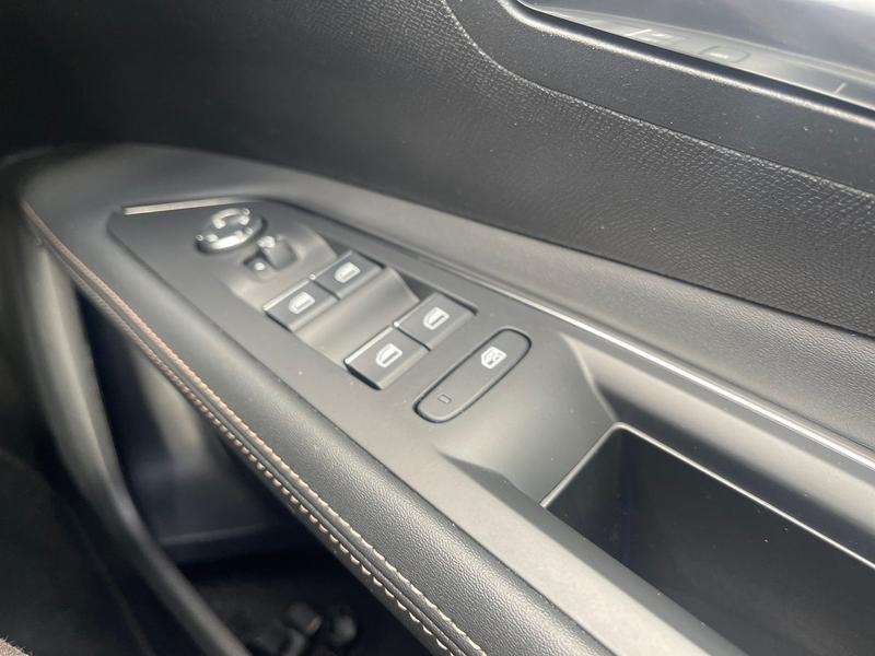 Used Peugeot 3008 2021 for sale - 76588336: Photo 16