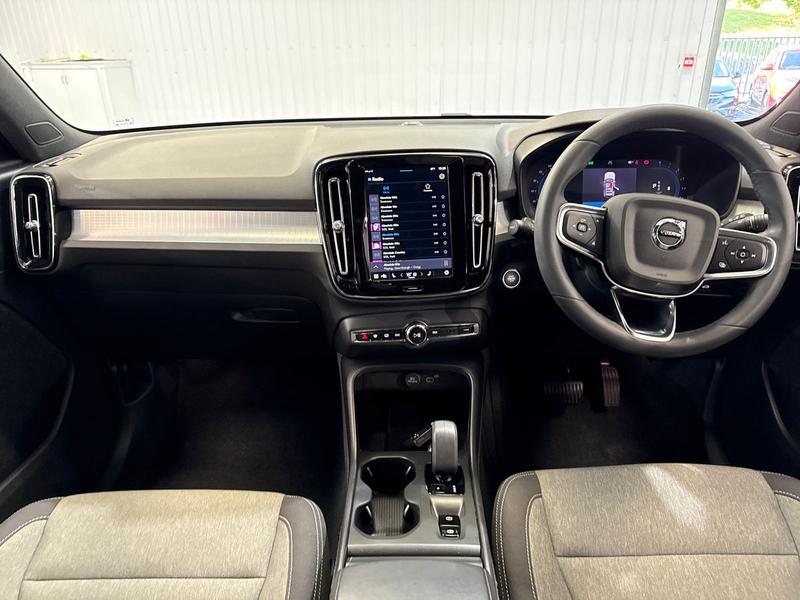 Used Volvo XC40 2023 for sale - 76244758: Photo 12