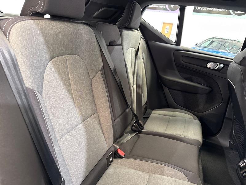 Used Volvo XC40 2023 for sale - 76244758: Photo 13