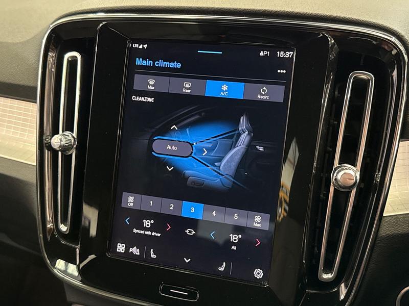 Used Volvo XC40 2023 for sale - 76244758: Photo 29