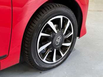 Used Toyota AYGO 2021 for sale - 74825947: Photo