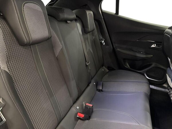 Used Peugeot 2008 2021 for sale - 75667758: Photo 13