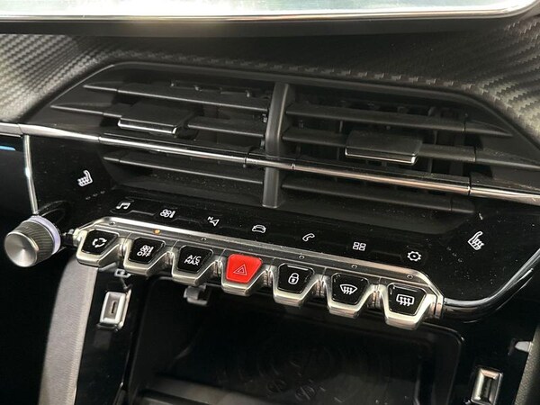 Used Peugeot 2008 2021 for sale - 75667758: Photo 26